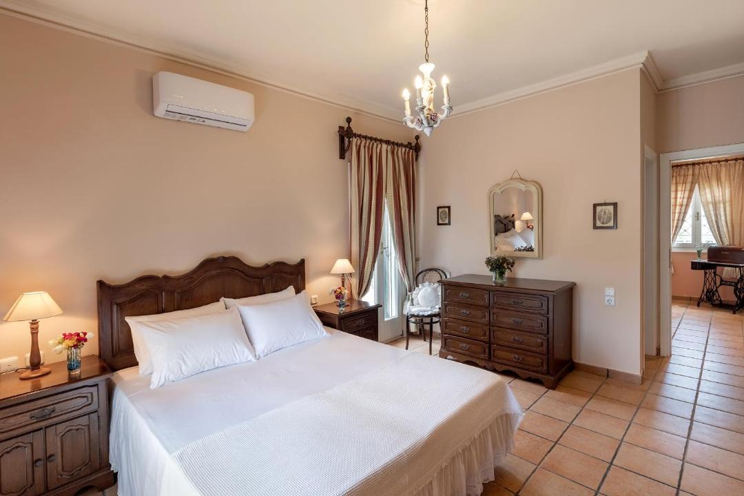 Photo of Bedroom in Posidonia