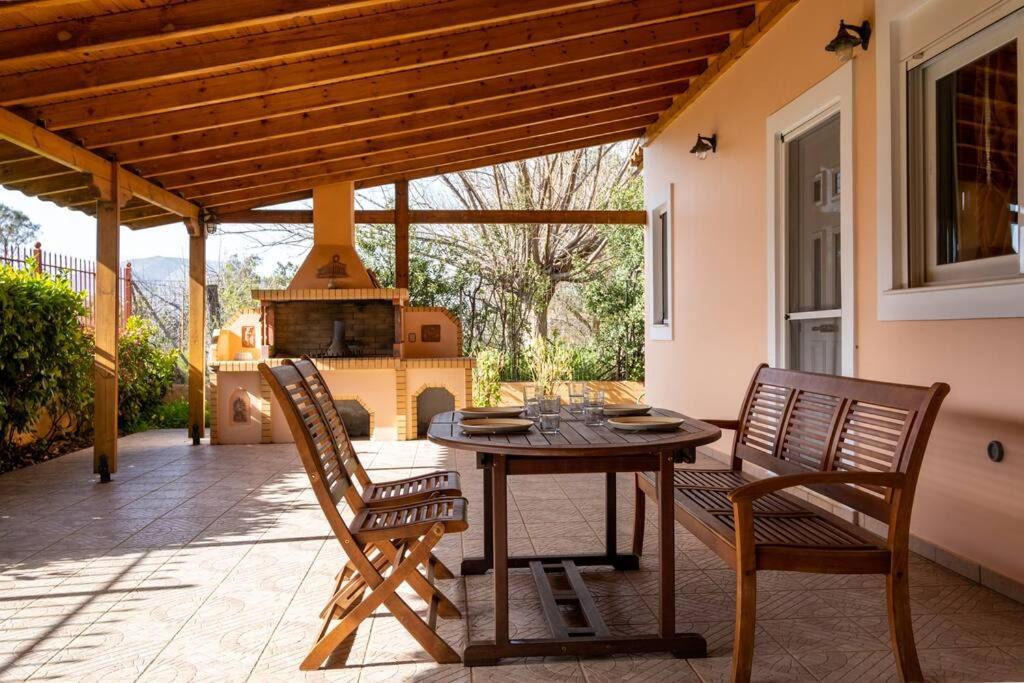 Photo of Patio Balcony in Palaia Fokaia