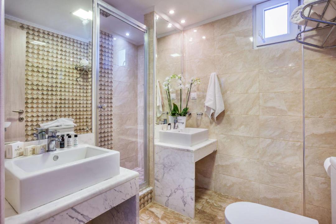 Photo of Bathroom in Pallini