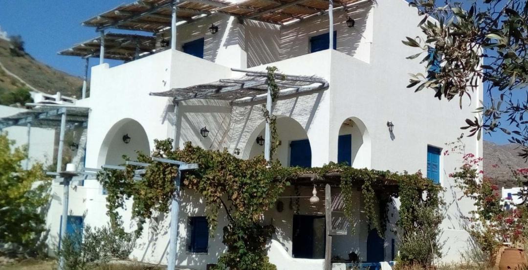 Photo of Buildings in Tholaria