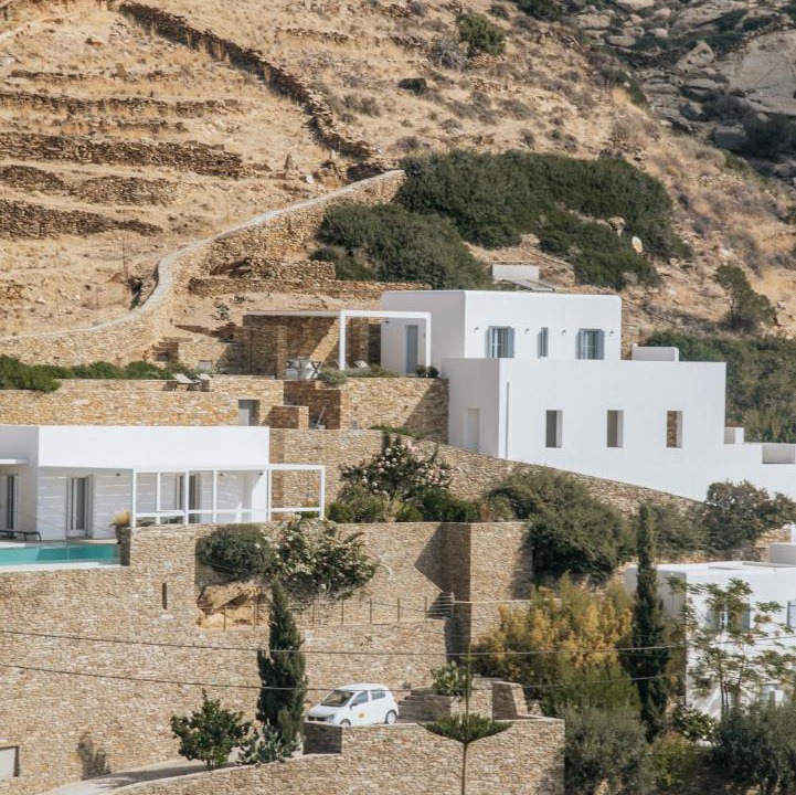 Photo of Buildings in Ios