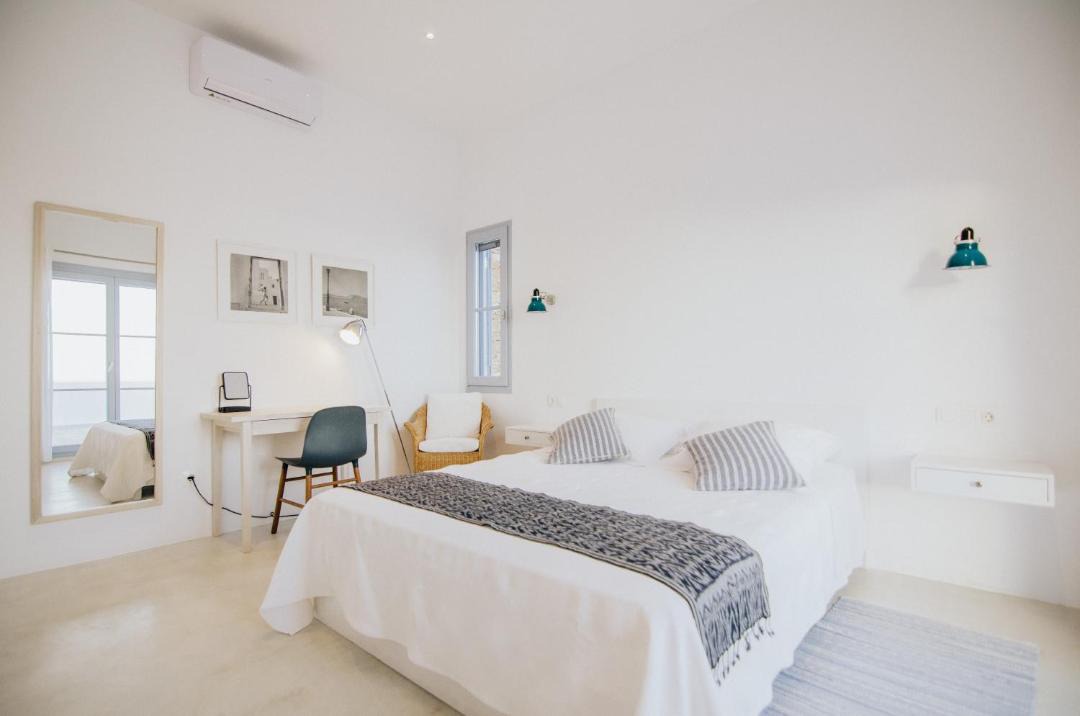 Photo of Bedroom in Ios