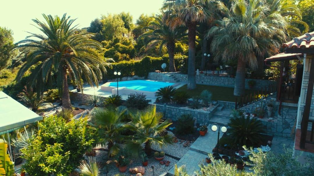 Photo of Outdoor in Pangaio