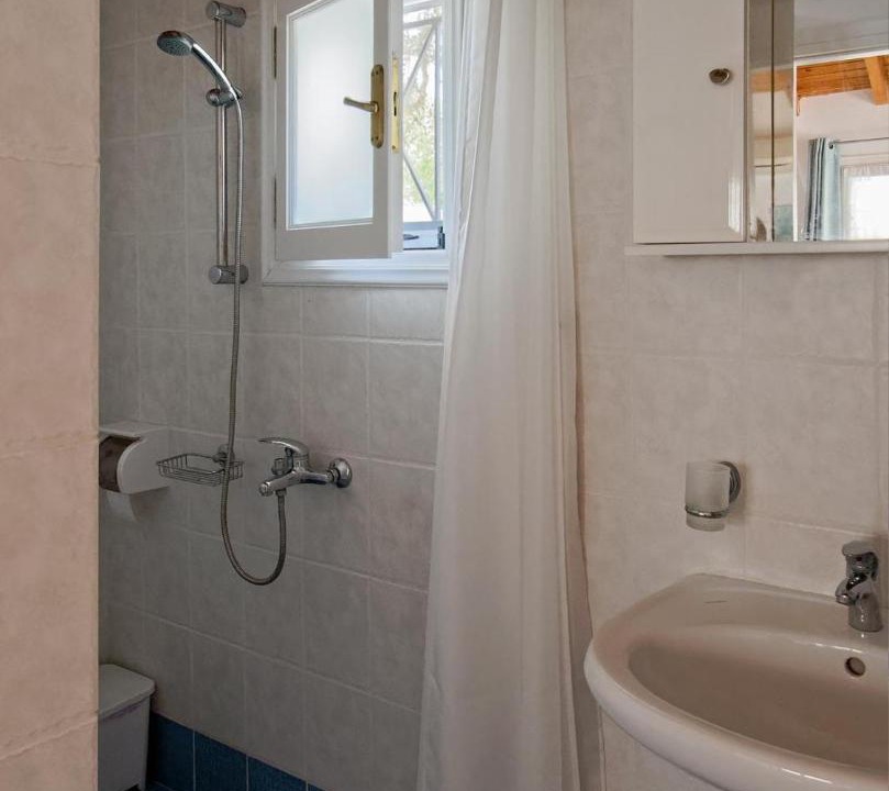 Photo of Bathroom in Pylos-Nestoras