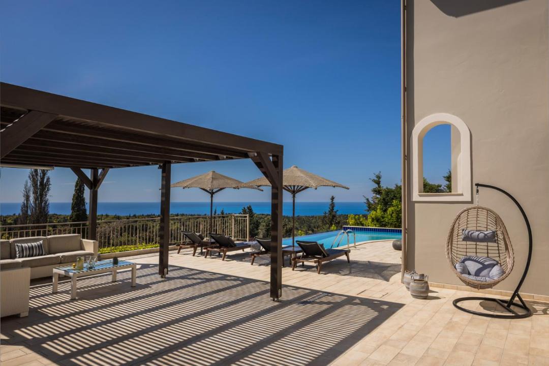 Photo of Patio Balcony in Antipata