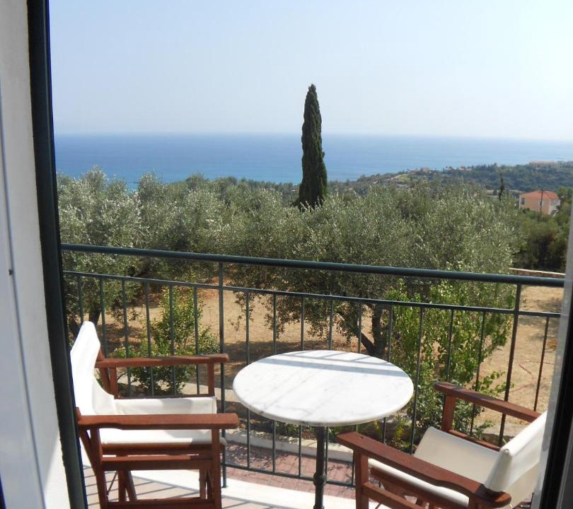 Photo of Patio Balcony in Leivathos