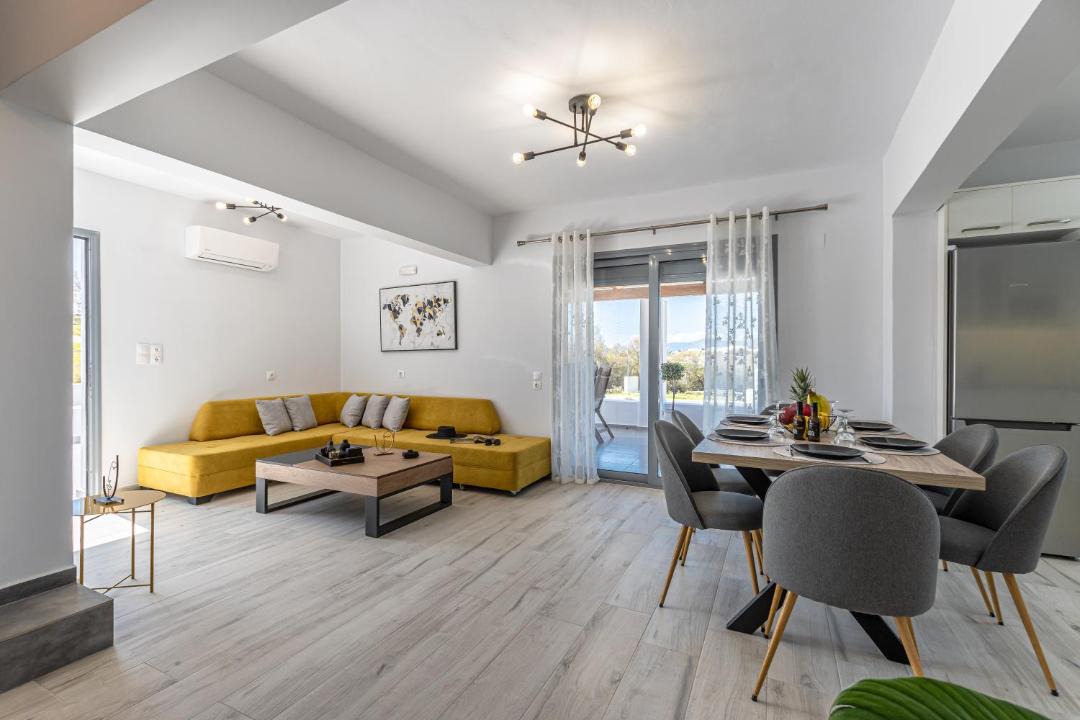 Photo of Livingroom in Stelida