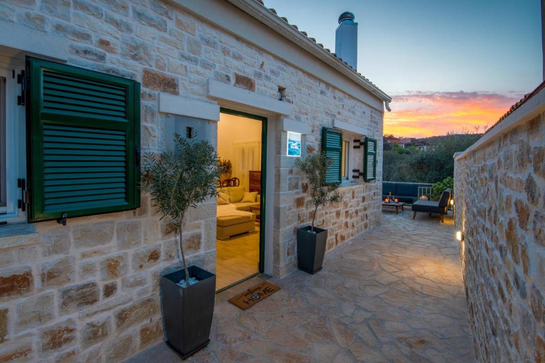 Photo of Others in Gaios