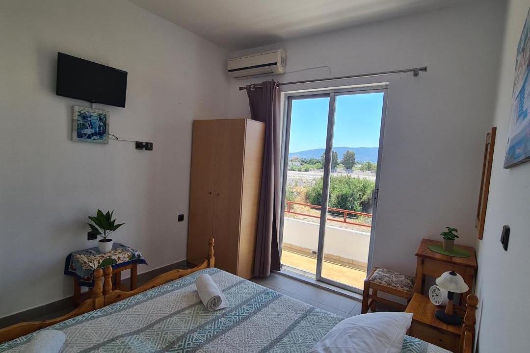 Photo of Bedroom in Haraki