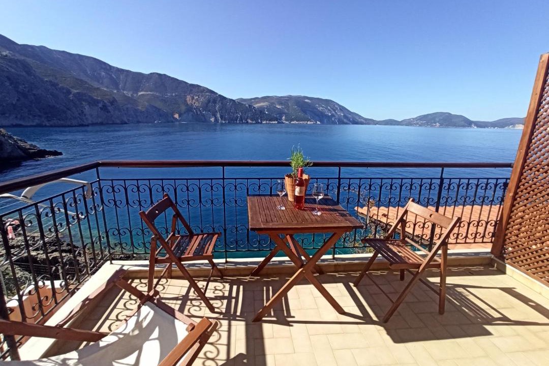 Photo of Patio Balcony in Frourion