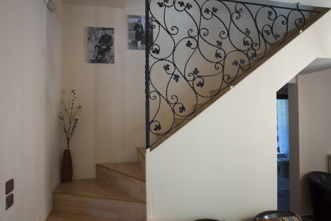Photo of Bedroom in Theriso