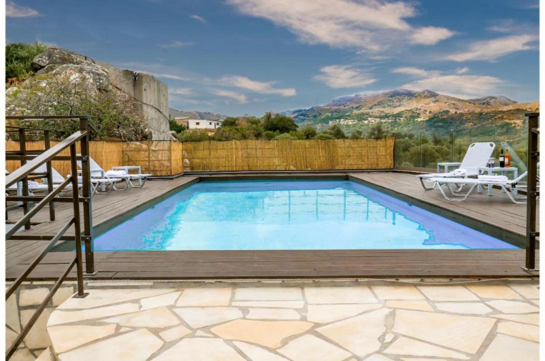 Photo of Outdoor in Amarion