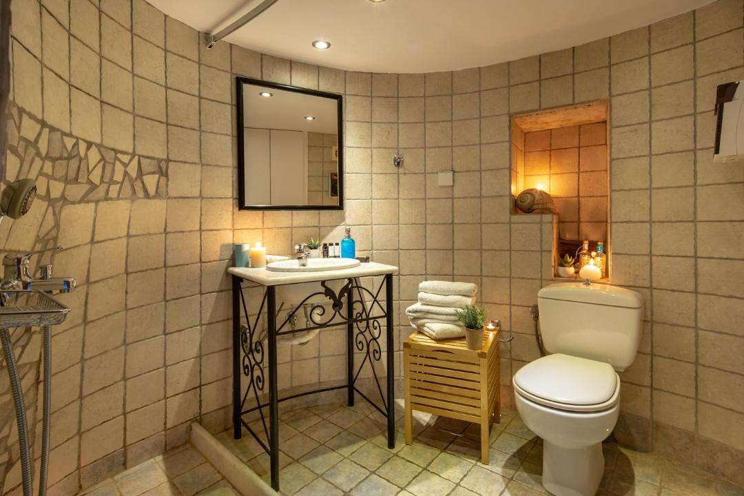 Photo of Bathroom in Ano Siros