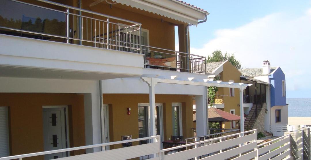 Photo of Patio Balcony in Chrisi Akti