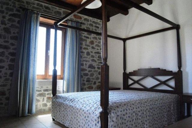 Photo of Bedroom in Triopetra