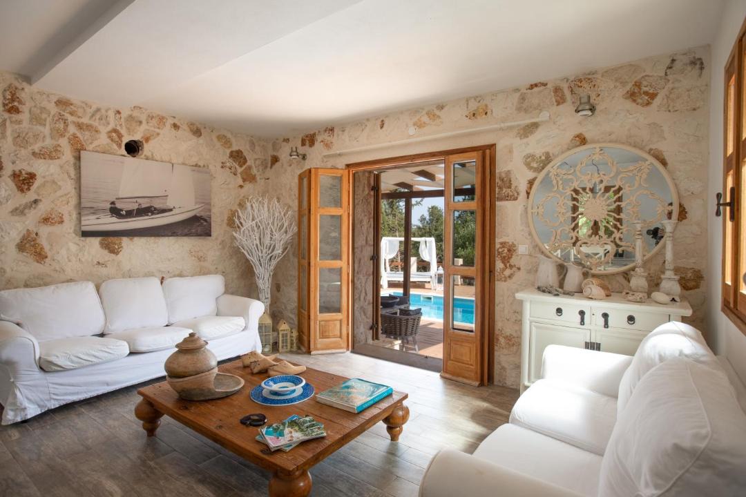 Photo of Livingroom in Evreti