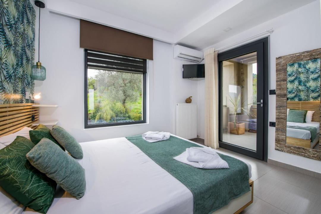 Photo of Bedroom in Skines
