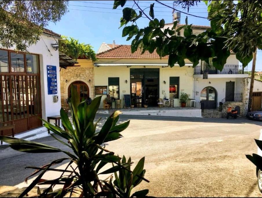 Photo of Buildings in Gavalochori