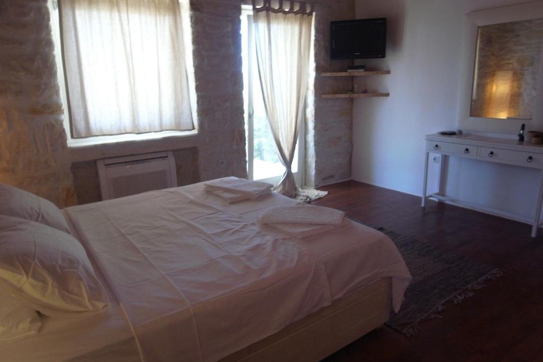 Photo of Bedroom in Naousa