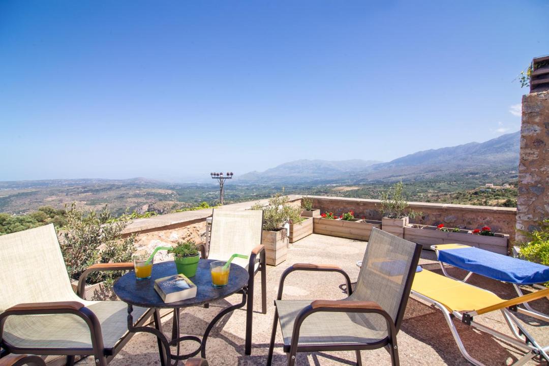Photo of Patio Balcony in Samonas