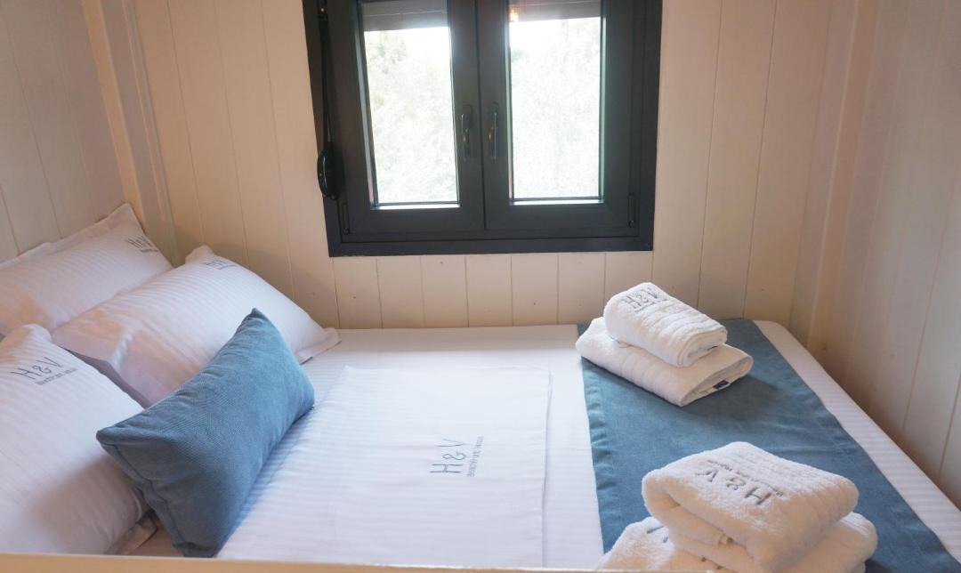 Photo of Bedroom in Ormos Panagias