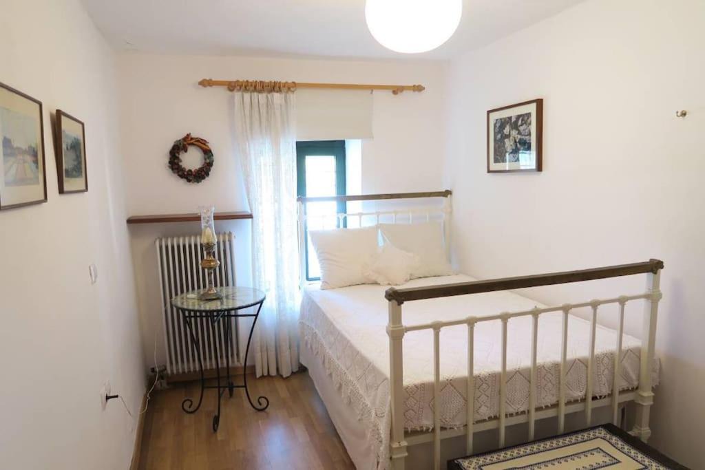 Photo of Bedroom in Longanikos