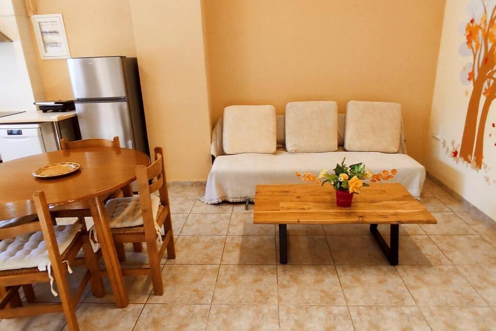 Photo of Livingroom in Perivolia
