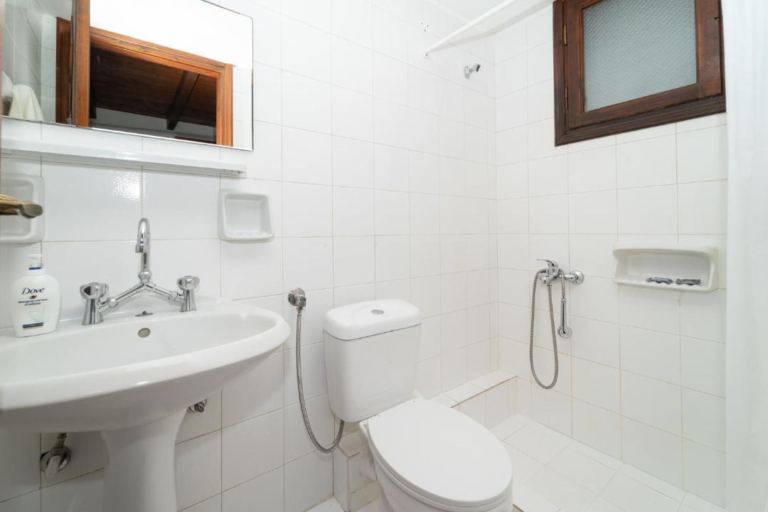 Photo of Bathroom in Methoni