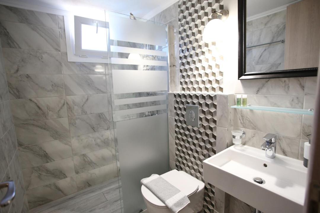Photo of Bathroom in Yenion