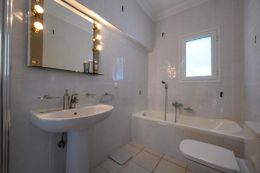 Photo of Bathroom in Lakka
