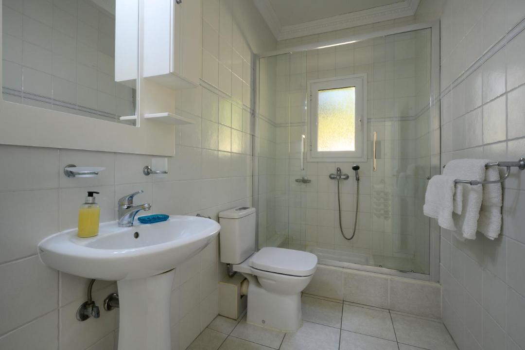 Photo of Bathroom in Lakka