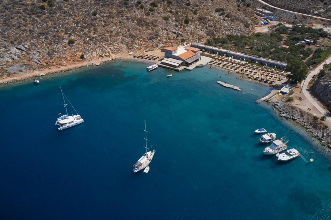 Photo of Others in Hydra