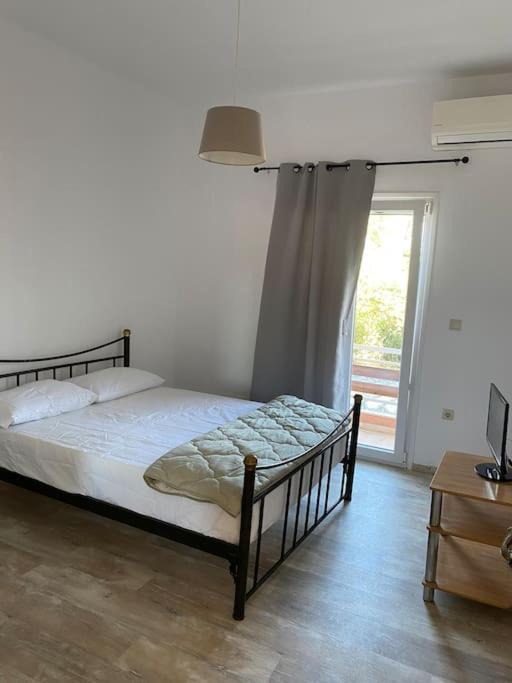Photo of Bedroom in Ipsos