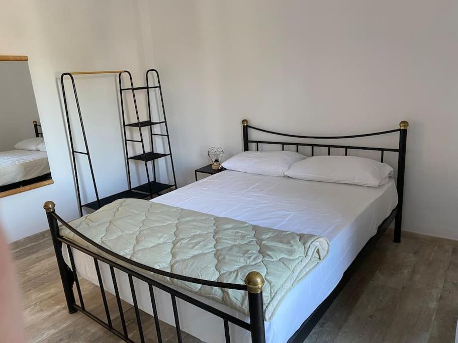 Photo of Bedroom in Ipsos