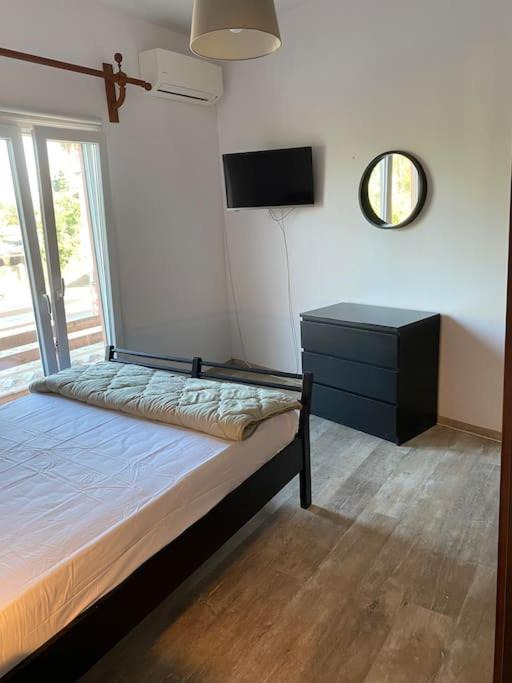 Photo of Bedroom in Ipsos
