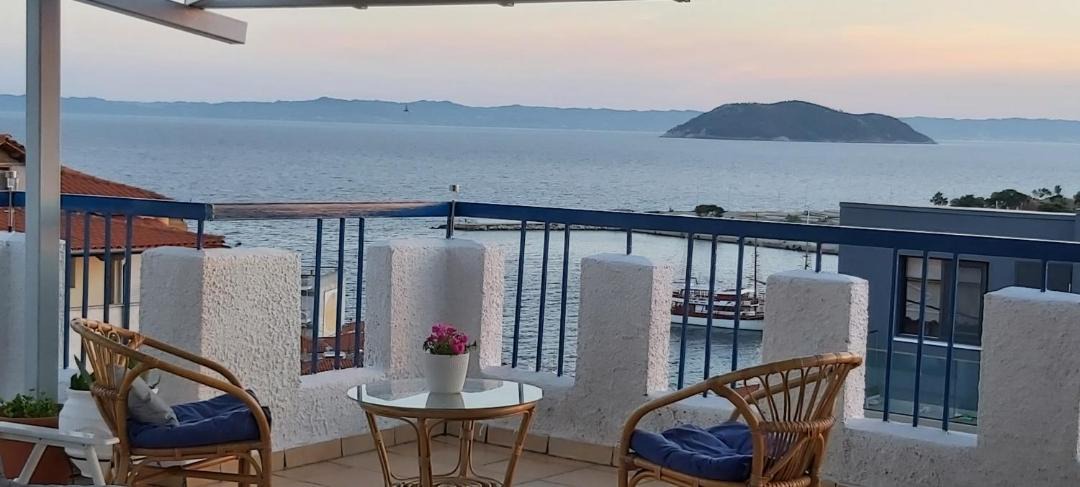 Photo of Patio Balcony in Neos Marmaras