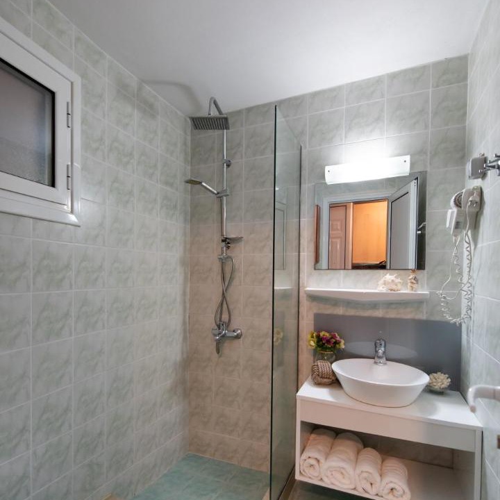 Photo of Bathroom in Mikros Gialos