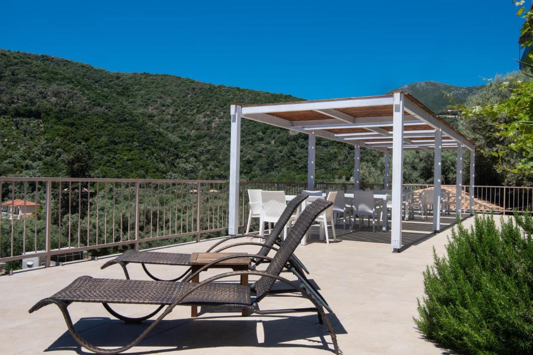 Photo of Others in Mikros Gialos