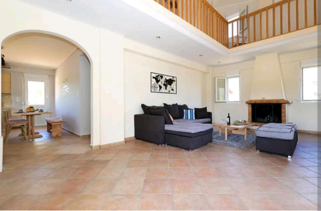 Photo of Livingroom in Vagia