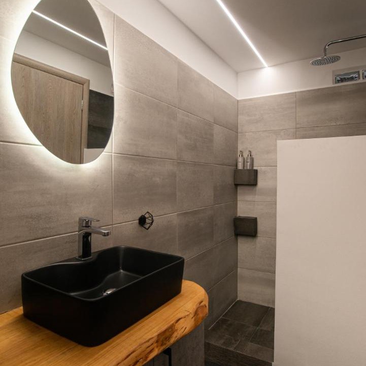Photo of Bathroom in Metaxourgio