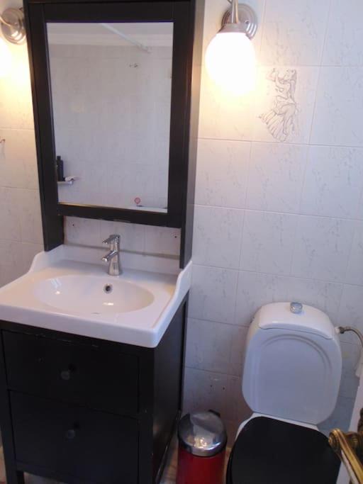 Photo of Bathroom in Galatsi