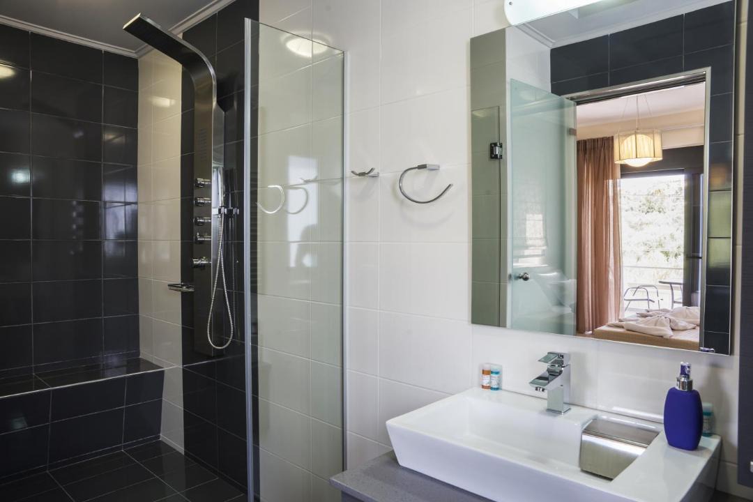 Photo of Bathroom in Almyrida