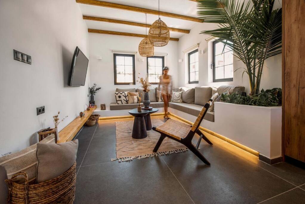Photo of Livingroom in South Rhodes