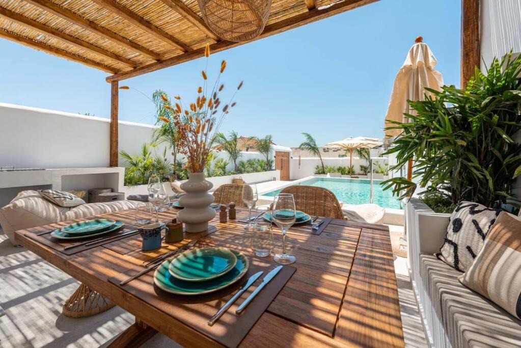 Photo of Patio Balcony in South Rhodes
