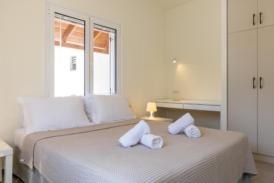 Photo of Bedroom in Kato Stalos