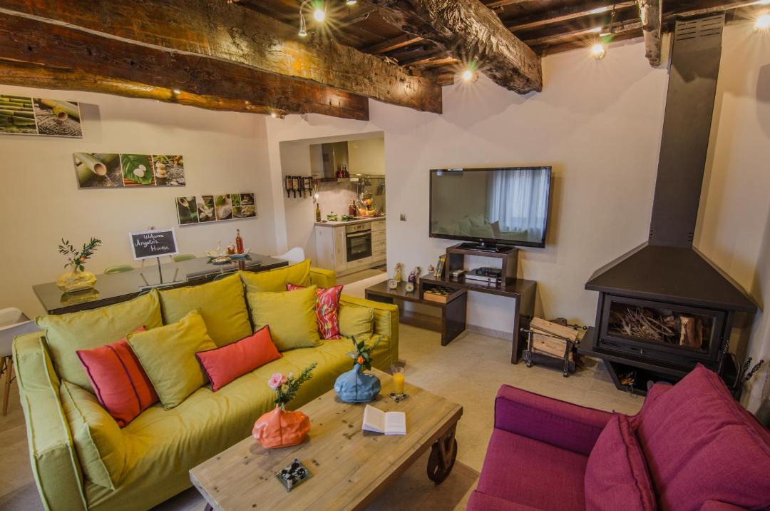 Photo of Livingroom in Filaki