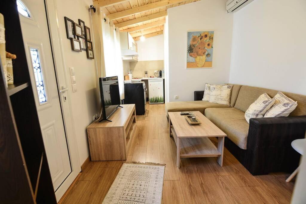 Photo of Livingroom in Xylokastron