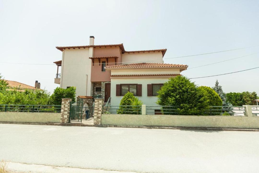 Photo of Buildings in Alli Meria