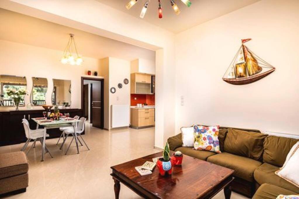 Photo of Livingroom in Agia Pelagia