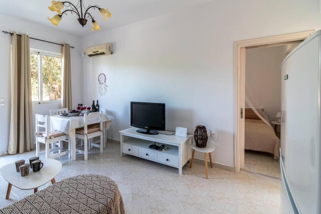 Photo of Livingroom in Afandou